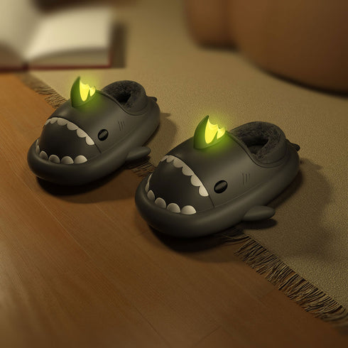 Sharkicks Basic - Winter Koi Dragon Heel-covered Shark Slippers